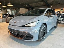Grau Neu 2025 Cupra Born Kleinwagen | 37.790 € (Guter Preis)