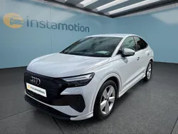 Weiß Gebraucht 2022 Audi Q4 Sportback e-tron SUV | 36.849 € (Fairer Preis)