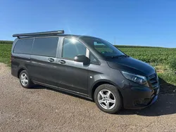 Grau Gebraucht 2020 Mercedes Vito Van / Kleinbus | 39.500 €