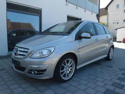 Silber Gebraucht 2010 Mercedes B160 Van / Kleinbus | 2.890 € (Superpreis)