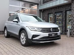 Silber Gebraucht 2021 VW Tiguan Elegance SUV | 28.490 € (Guter Preis)