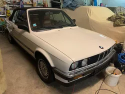 Weiß Gebraucht 1987 BMW 325 Cabriolet Cabrio | 26.500 €