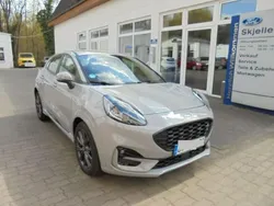 Fancygrau Gebraucht 2024 Ford Puma ST-Line SUV | 24.950 € (Guter Preis)