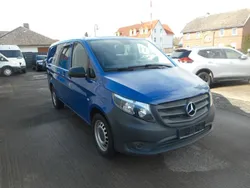 Blau Gebraucht 2017 Mercedes Vito Van / Kleinbus | 26.390 € (Fairer Preis)