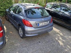 Grau Gebraucht 2009 Peugeot 207 Urban Move Limousine | 2.150 € (Fairer Preis)