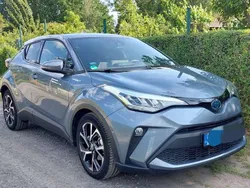 Grau Gebraucht 2021 Toyota C-HR Team SUV | 23.499 € (Fairer Preis)
