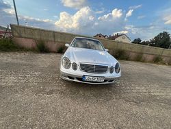 Grau Gebraucht 2004 Mercedes E200 Limousine | 3.999 € (Guter Preis)