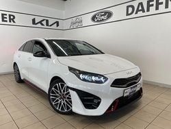 Weiß Gebraucht 2023 Kia ProCeed GT Kleinwagen | 28.780 € (Fairer Preis)