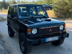Schwarz Gebraucht 1989 Mitsubishi Pajero SUV | 6.999 €