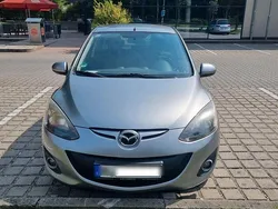 Silber Gebraucht 2011 Mazda 2 Active Kleinwagen | 2.990 € (Superpreis)