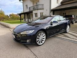Blau Gebraucht 2025 Tesla Model S Kleinwagen | 22.500 €