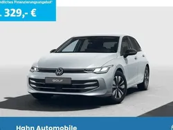 Oyster silver metallic Neu 2025 VW Golf VIII Goal Limousine | 33.264 € (Fairer Preis)