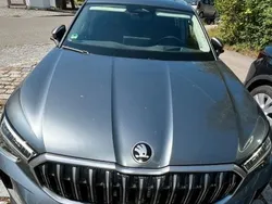 Grau Gebraucht 2024 Skoda Kodiaq Selection SUV | 43.500 € (Guter Preis)