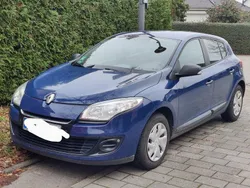 Blau Gebraucht 2013 Renault Mégane III Authentique Limousine | 4.900 € (Guter Preis)