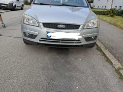 Silber Gebraucht 2007 Ford Focus Style Kombi | 2.100 € (Fairer Preis)