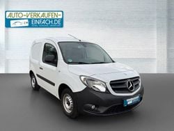 Weiß Gebraucht 2018 Mercedes Citan 109 Van / Kleinbus | 8.999 € (Guter Preis)