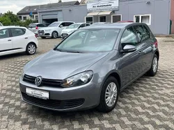 Grau Gebraucht 2009 VW Golf VI Trendline Limousine | 6.490 € (Etwas zu teuer)