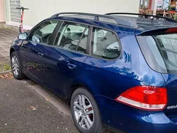 Blau Gebraucht 2008 VW Golf VI Trendline Kombi | 2.600 € (Guter Preis)