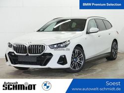 Weiß Gebraucht 2025 BMW i5 M Sport Limousine | 63.290 €