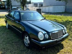Schwarz Gebraucht 1997 Mercedes E230 Avantgarde Limousine | 5.300 € (Teuer)