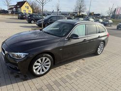 Braun Gebraucht 2016 BMW 320 Sport Line Kombi | 16.299 € (Etwas zu teuer)