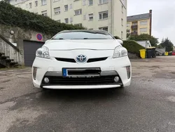 Weiß Gebraucht 2013 Toyota Prius Kleinwagen | 10.500 €