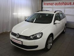 Weiß Gebraucht 2011 VW Golf VI Comfortline Kleinwagen | 10.900 €