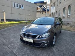 Braun Gebraucht 2014 Peugeot 308 Active Limousine | 6.250 € (Fairer Preis)