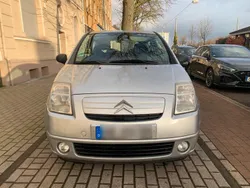 Silber Gebraucht 2008 Citroën C2 Kleinwagen | 1.400 €