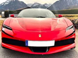 Rot Gebraucht 2021 Ferrari SF90 | 389.500 €