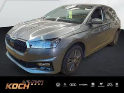 Graphitegrau metallic Gebraucht 2024 Skoda Fabia Drive Limousine | 21.360 € (Fairer Preis)