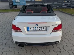 Weiß Gebraucht 2010 BMW 135 Cabriolet Sport Line Cabrio | 18.750 € (Fairer Preis)