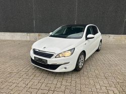 Weiß Gebraucht 2016 Peugeot 308 Style Limousine | 6.900 € (Superpreis)