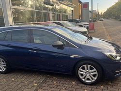 Blau Gebraucht 2022 Opel Astra Kombi | 15.950 € (Guter Preis)