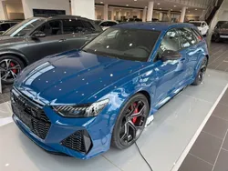 Blau Neu 2025 Audi RS6 Performance Limousine | 144.883 € (Superpreis)