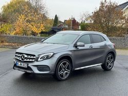 Grau Gebraucht 2018 Mercedes GLA220 AMG SUV | 21.990 € (Guter Preis)