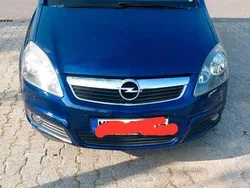 Blau Gebraucht 2007 Opel Zafira Van / Kleinbus | 6.255 €