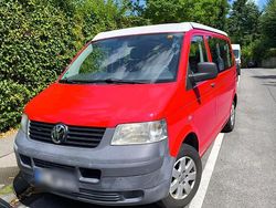 Rot Gebraucht 2008 VW T5 Van | 15.500 €