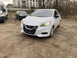 Weiß Gebraucht 2018 Nissan Micra Visia+ Kleinwagen | 6.500 €