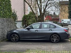 Grau Gebraucht 2019 BMW 330 Sport Line Limousine | 28.000 € (Fairer Preis)