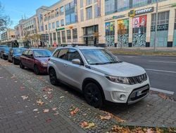 Weiß Gebraucht 2016 Suzuki Vitara SUV | 14.200 € (Guter Preis)
