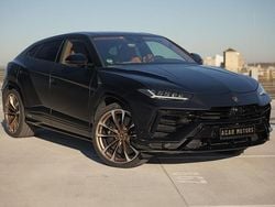 Schwarz Gebraucht 2023 Lamborghini Urus SUV | 289.900 € (Etwas zu teuer)