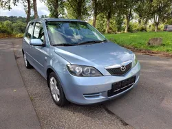 Blau Gebraucht 2005 Mazda 2 Active Kleinwagen | 1.990 € (Fairer Preis)