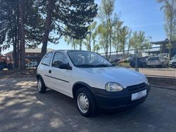 Weiß Gebraucht 1995 Opel Corsa Kleinwagen | 3.450 €
