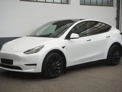 Weiß Gebraucht 2022 Tesla Model Y Performance SUV | 36.850 € (Guter Preis)