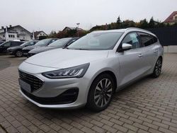 Silber Gebraucht 2023 Ford Focus Titanium X Limousine | 23.890 € (Fairer Preis)