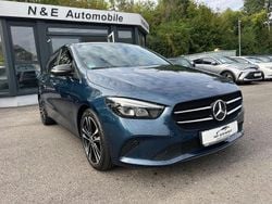 Blau Gebraucht 2020 Mercedes B180 Night Van / Kleinbus | 19.990 € (Guter Preis)