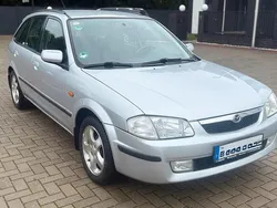 Silber Gebraucht 1999 Mazda 323F Limousine | 1.500 €