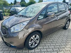 Beige Gebraucht 2016 Kia Venga 2 Kleinwagen | 9.900 € (Guter Preis)