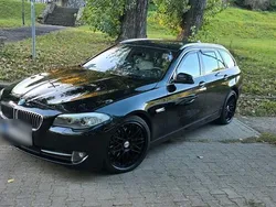 Schwarz Gebraucht 2011 BMW 530 Kombi | 12.500 € (Fairer Preis)